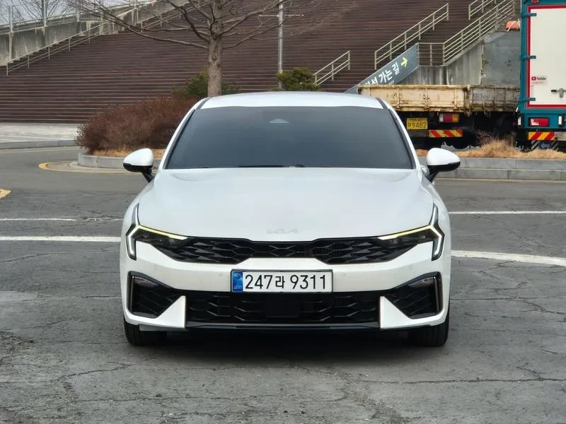 Kia K5 1.6 Turbo Prestige, снимка 3 - Автомобили и джипове - 55738898