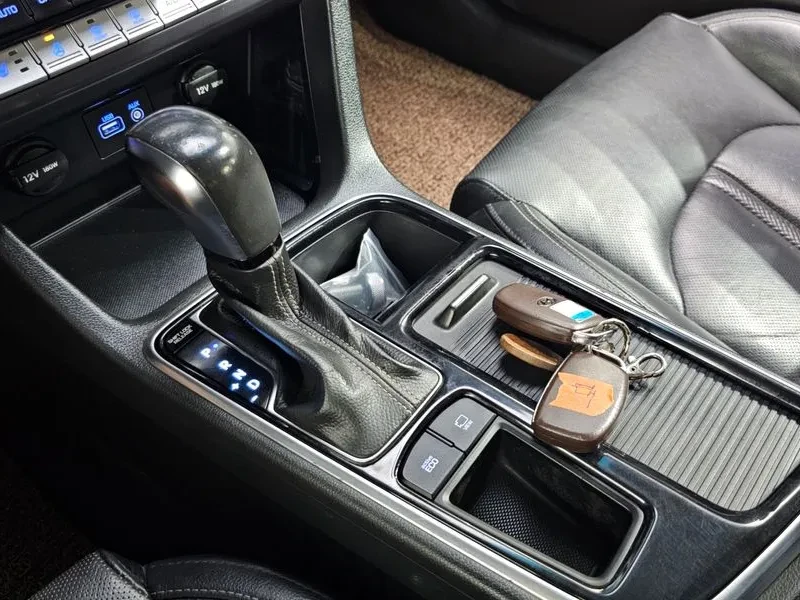 Hyundai Sonata Lpi Premium, снимка 9 - Автомобили и джипове - 55952973
