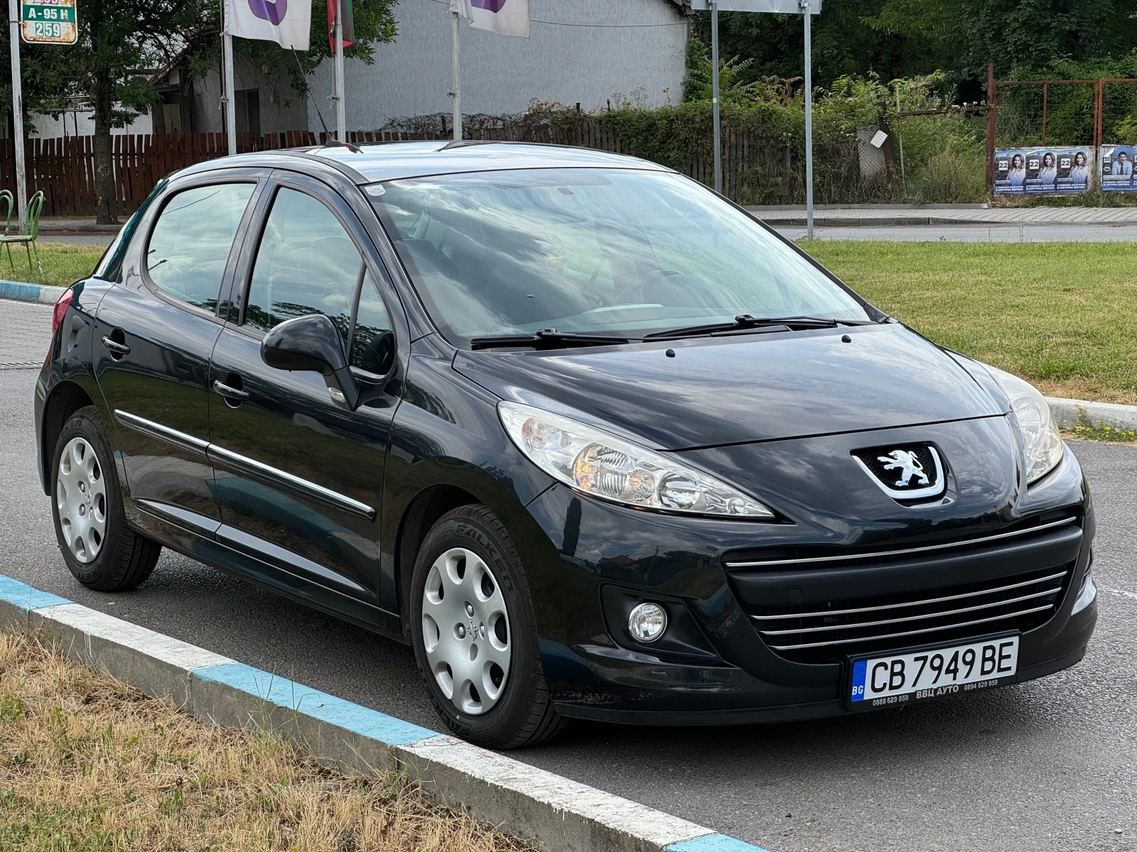 Peugeot 207 1.4 - изображение 3