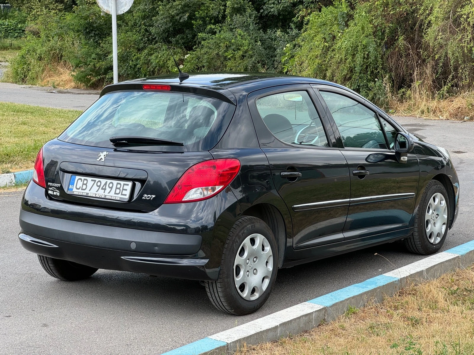 Peugeot 207 1.4 - изображение 5