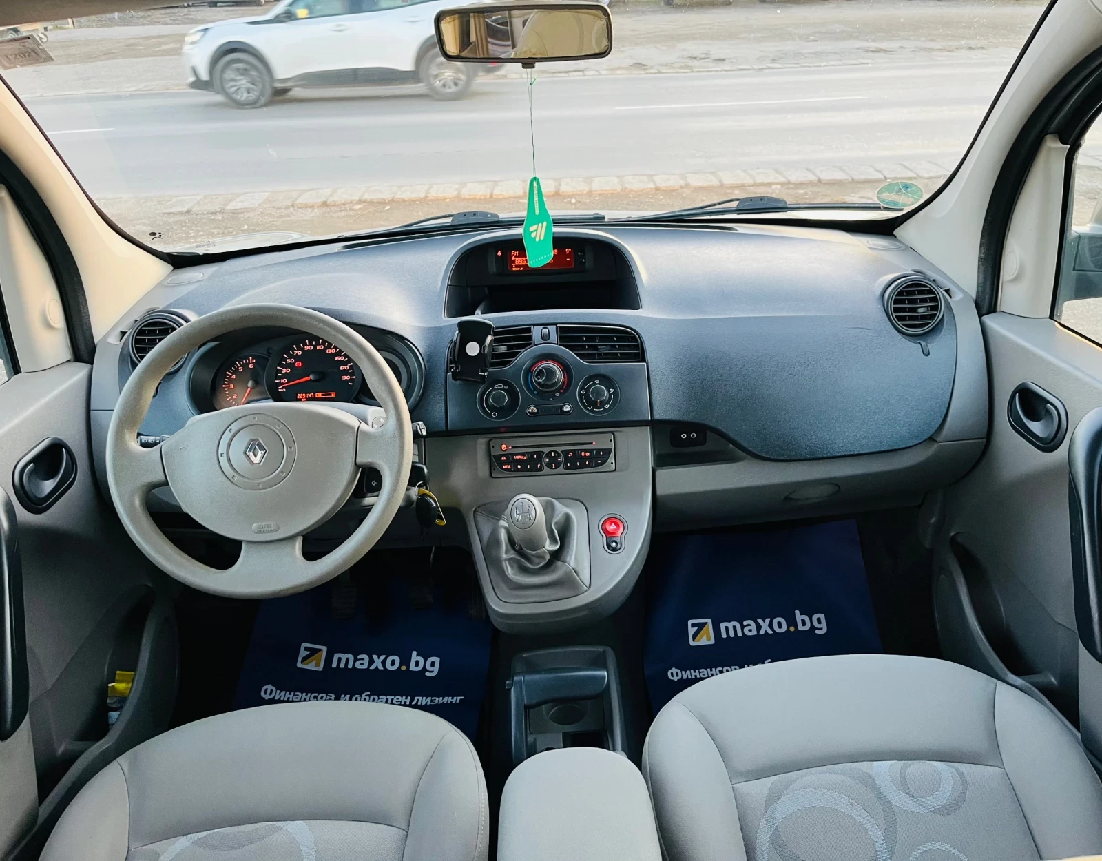 Renault Kangoo 1.6i - изображение 8