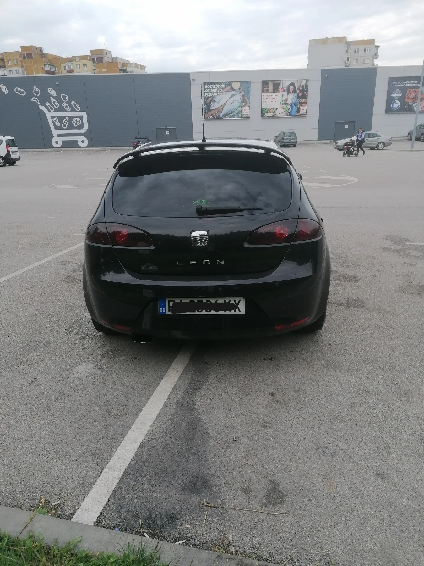 Seat Leon 2.0 - изображение 3