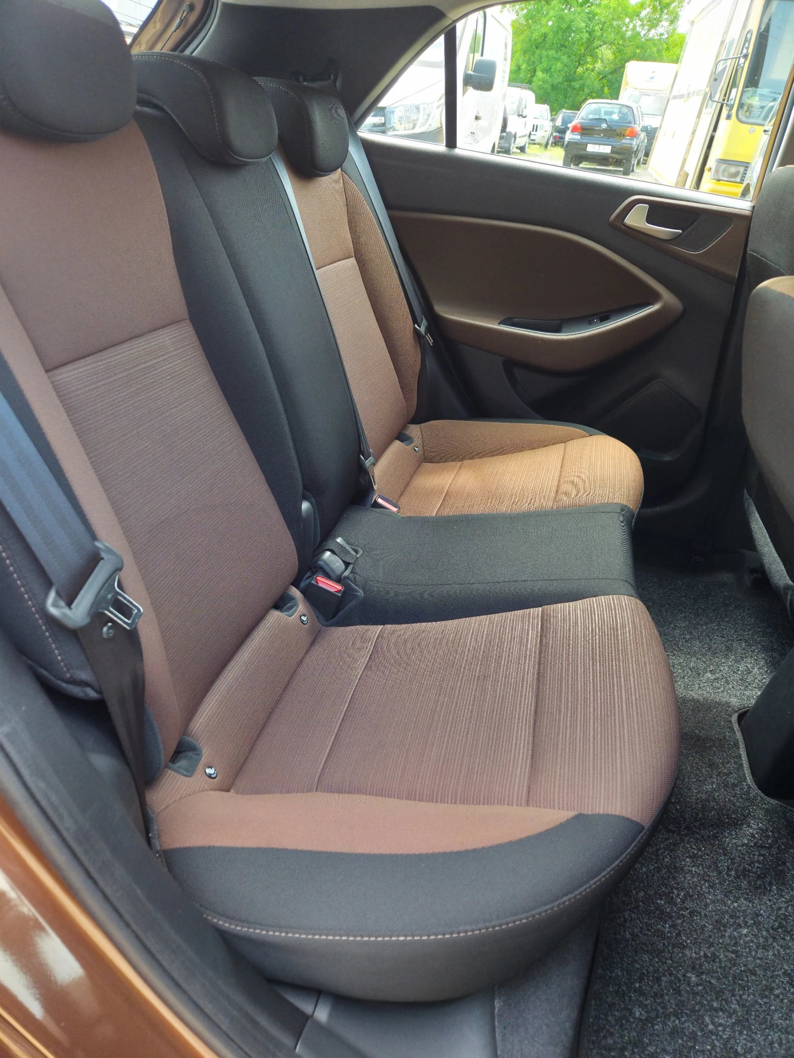 Hyundai I20 1.3i 120хил.км. ЕURO 6B - изображение 8