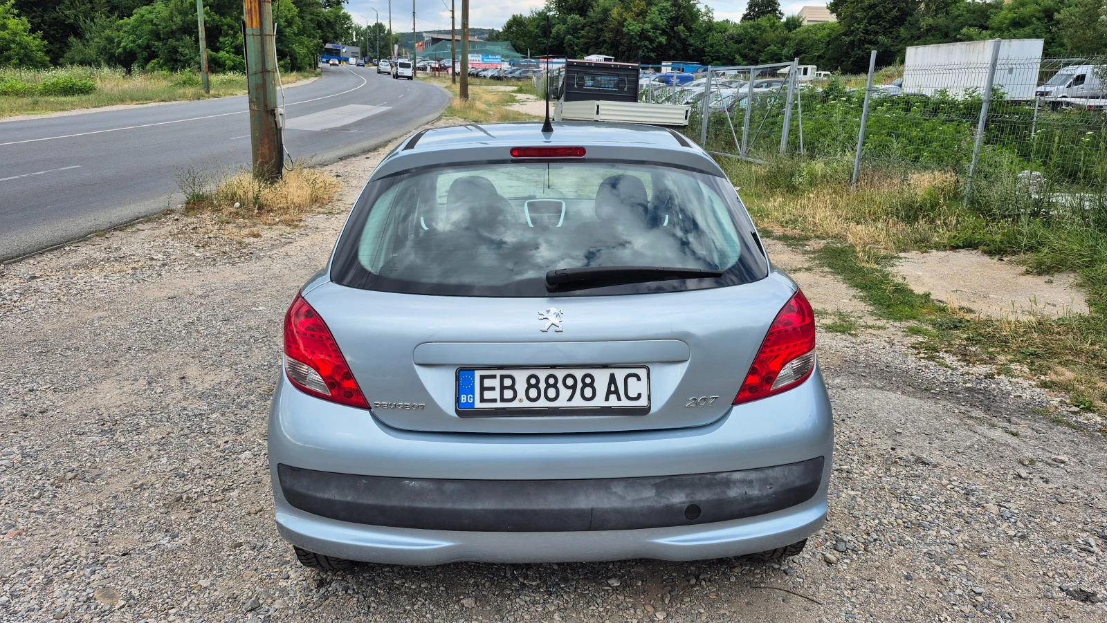 Peugeot 207 1.4hdi FACELIFT 140000км - изображение 7