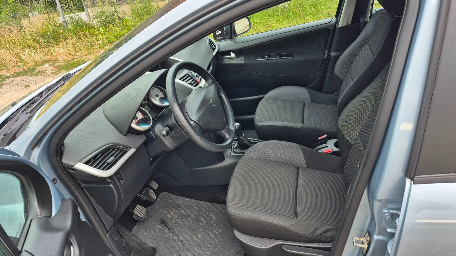 Peugeot 207 1.4hdi FACELIFT 140000км - изображение 9