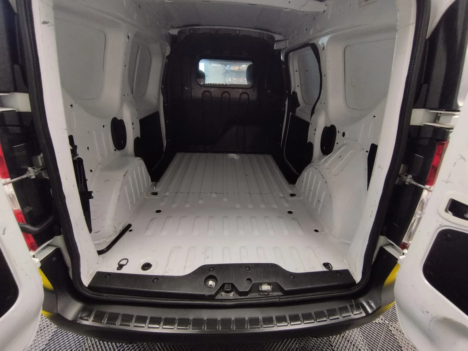 Dacia Dokker 1.5DCI N1 - изображение 9