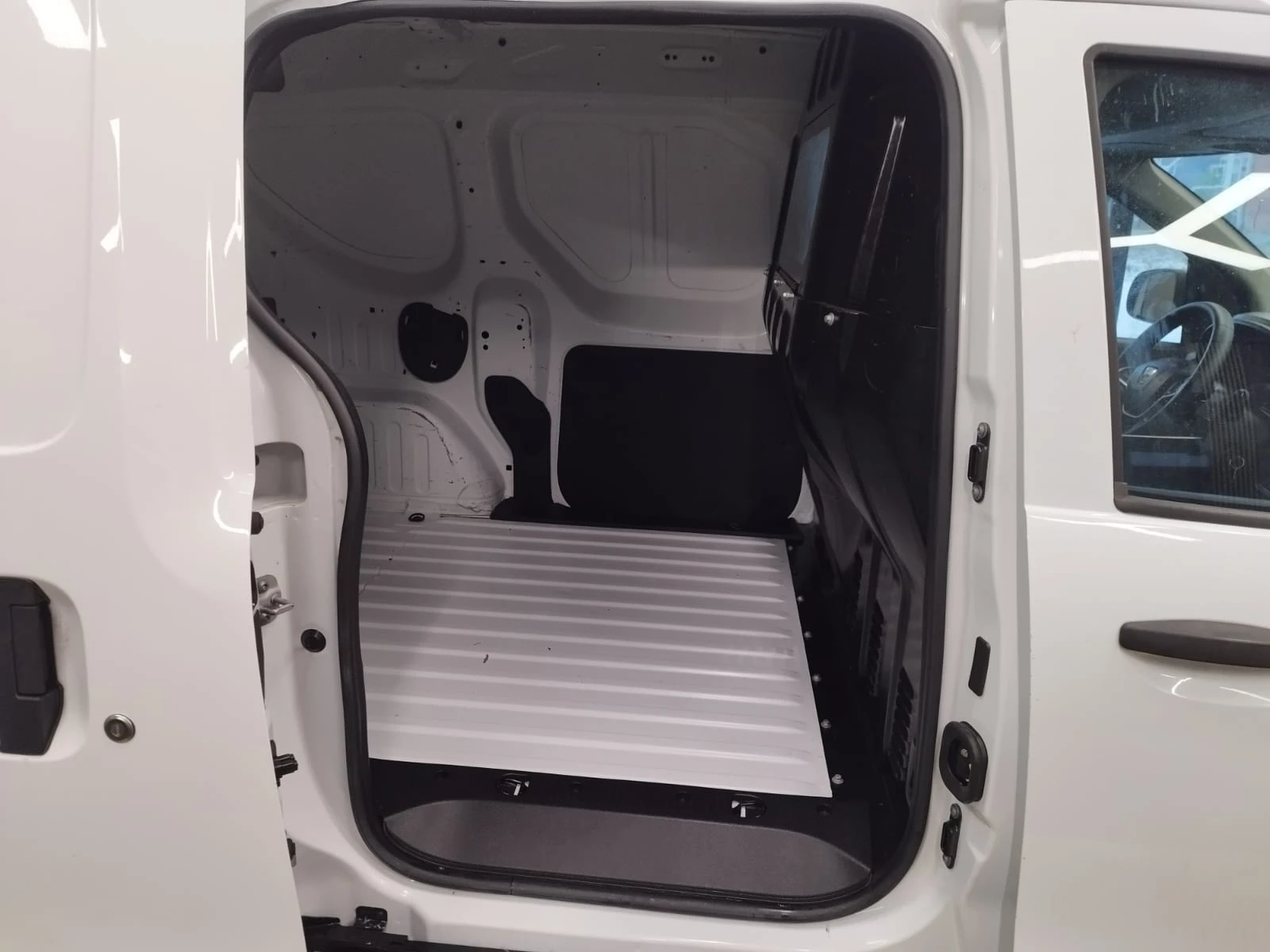 Dacia Dokker 1.5DCI N1 - изображение 8