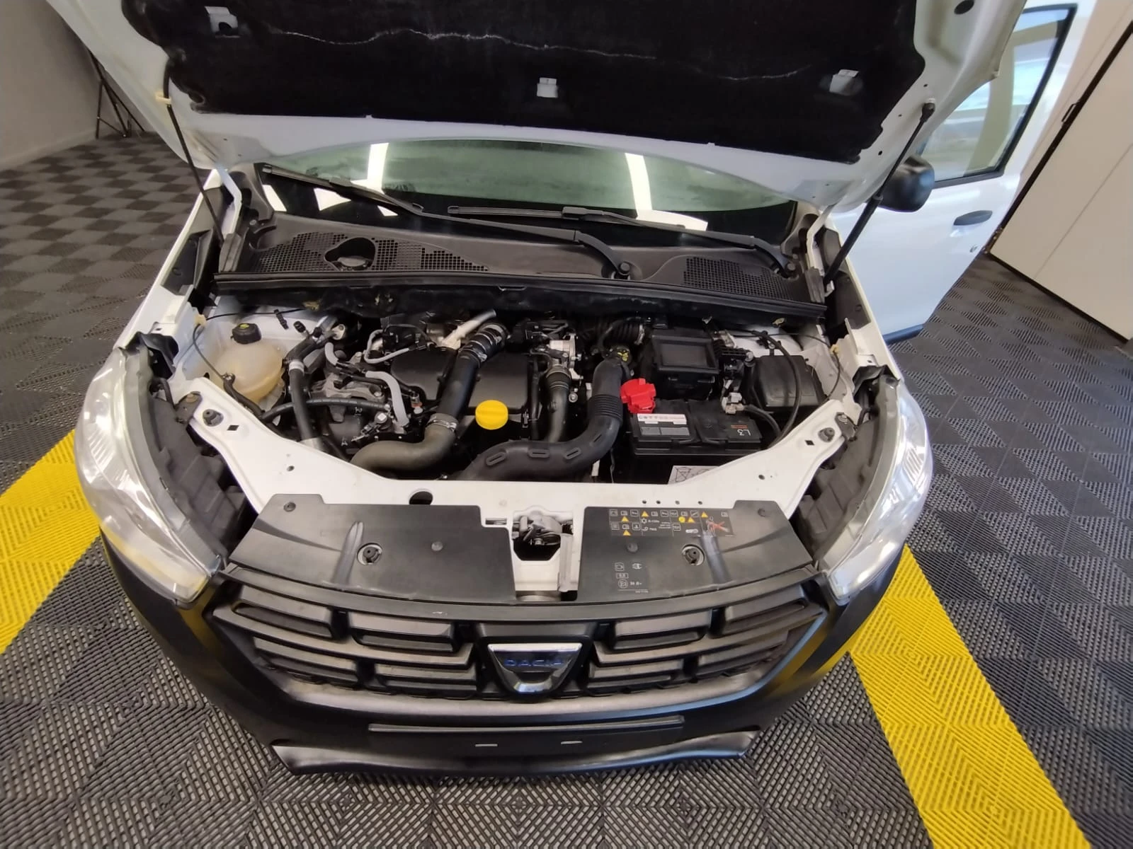 Dacia Dokker 1.5DCI N1 - изображение 10