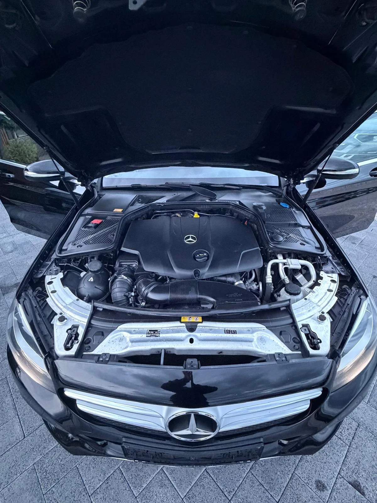 Mercedes-Benz C 220 Нов внос от Дания - изображение 9