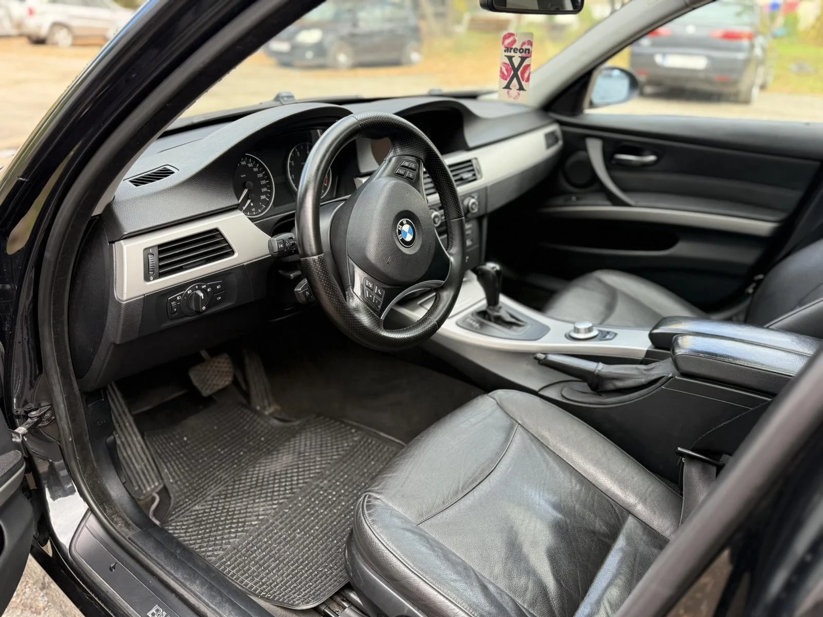 BMW 320  - изображение 6