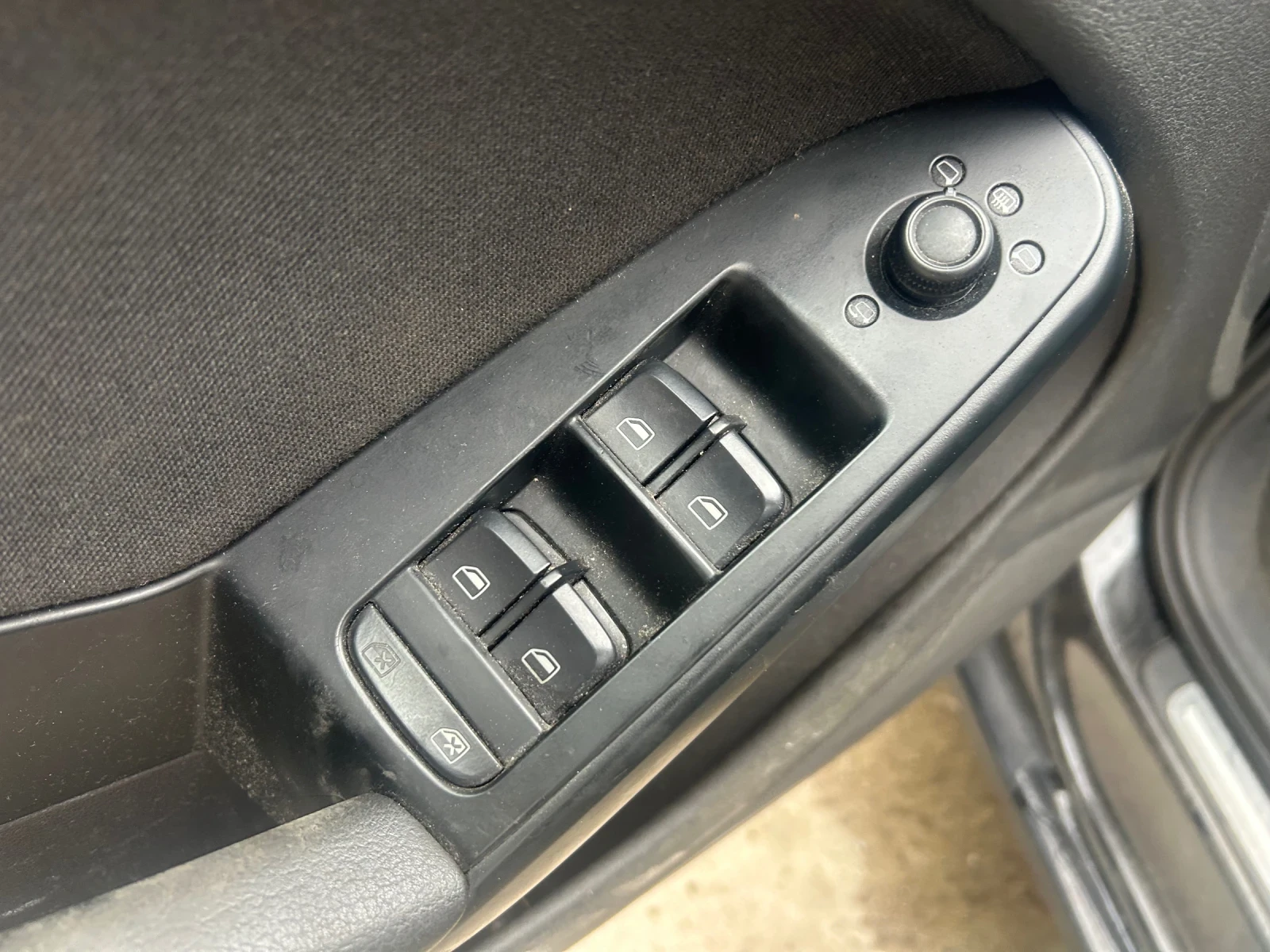 Audi A4 2.0 TDI 143 к.с. 6ск. 2009г. НА ЧАСТИ, снимка 9 - Автомобили и джипове - 53907852