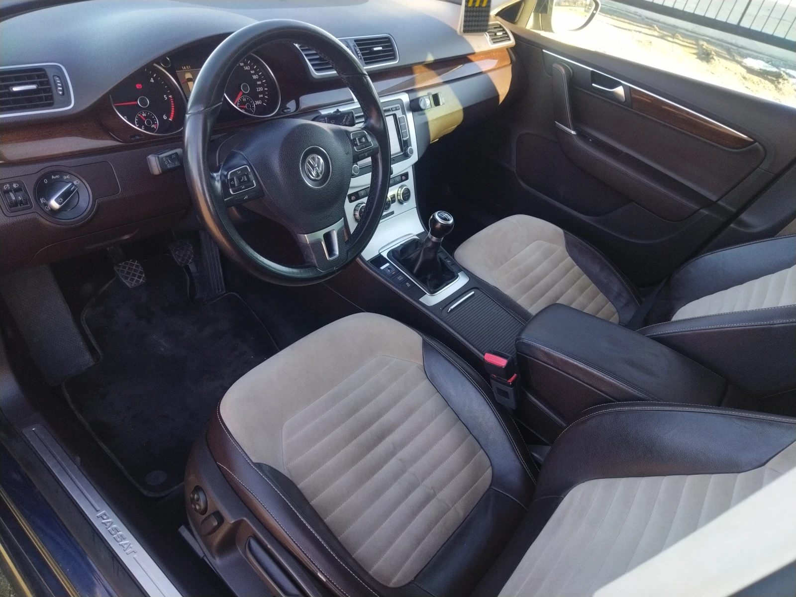 VW Passat 2.0tdi170hp, снимка 9 - Автомобили и джипове - 54650921