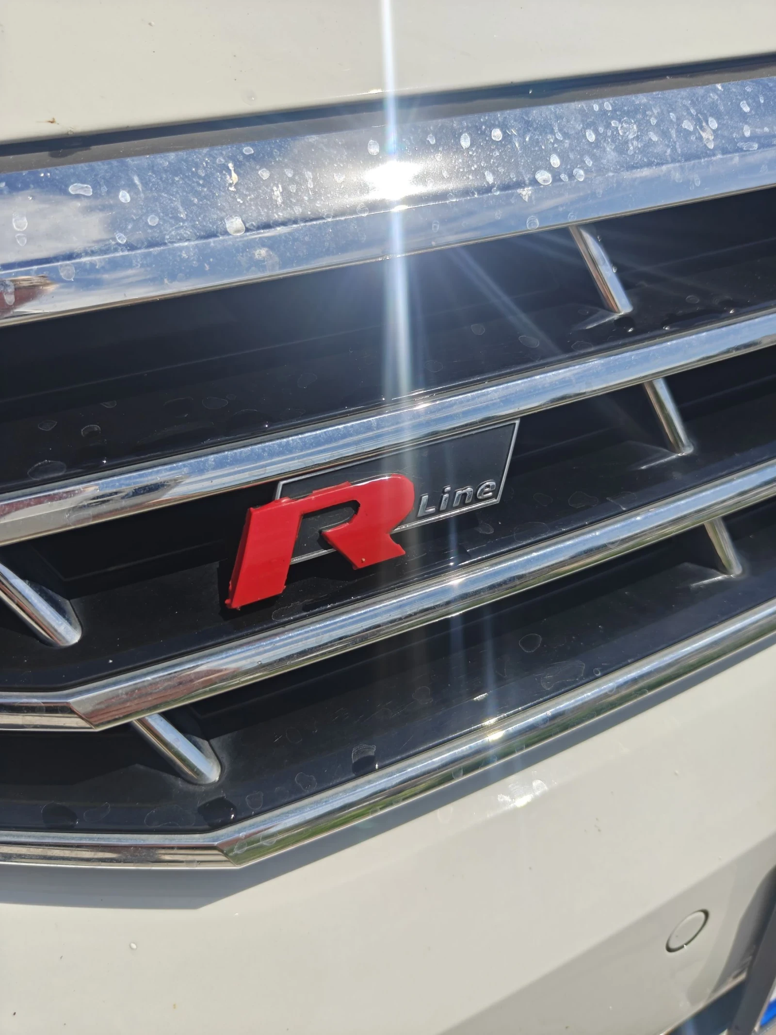 VW Passat R-line, снимка 2 - Автомобили и джипове - 54721170