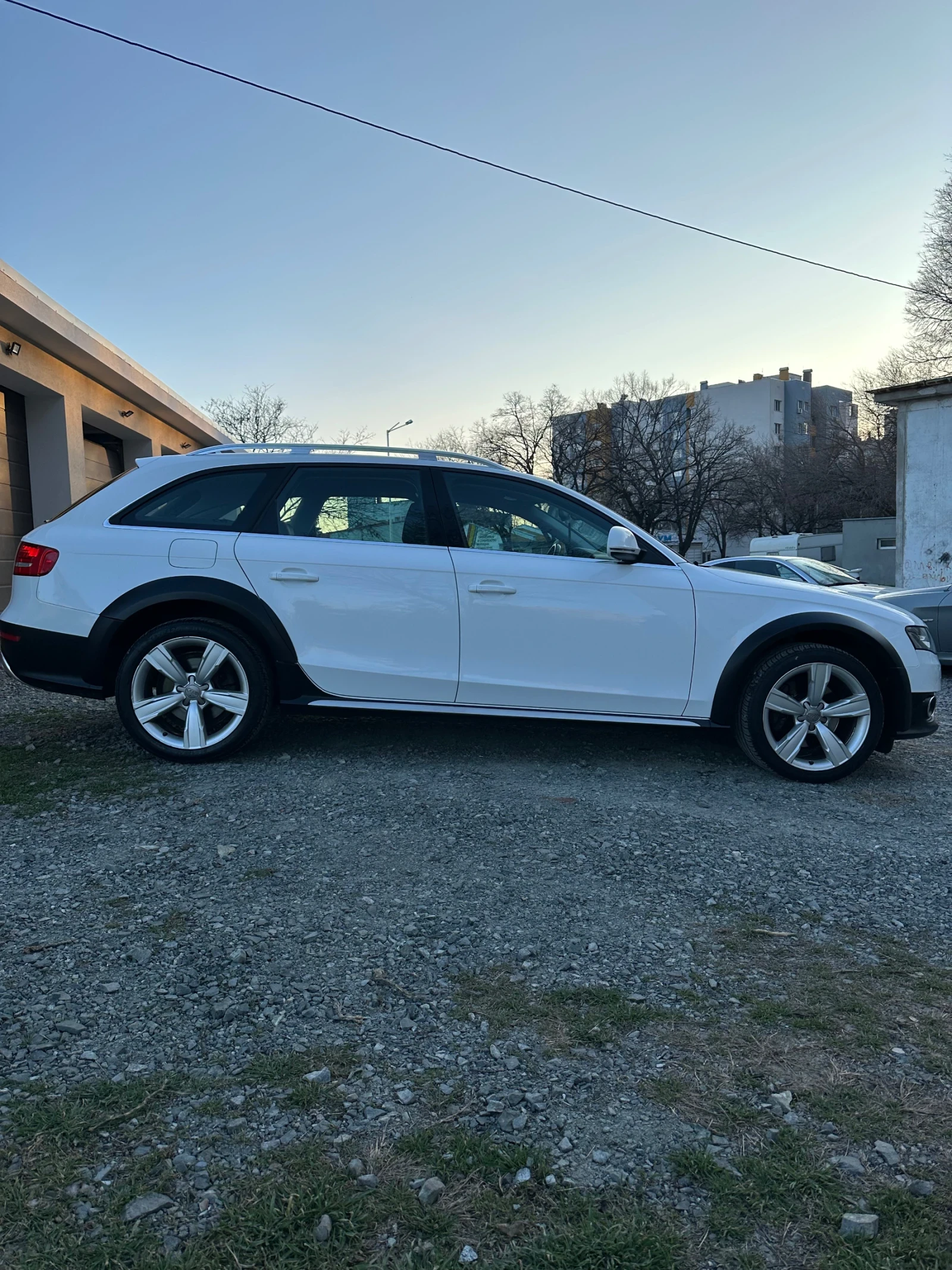 Audi A4 Allroad 3.0 TDI Quattro, снимка 3 - Автомобили и джипове - 54919136