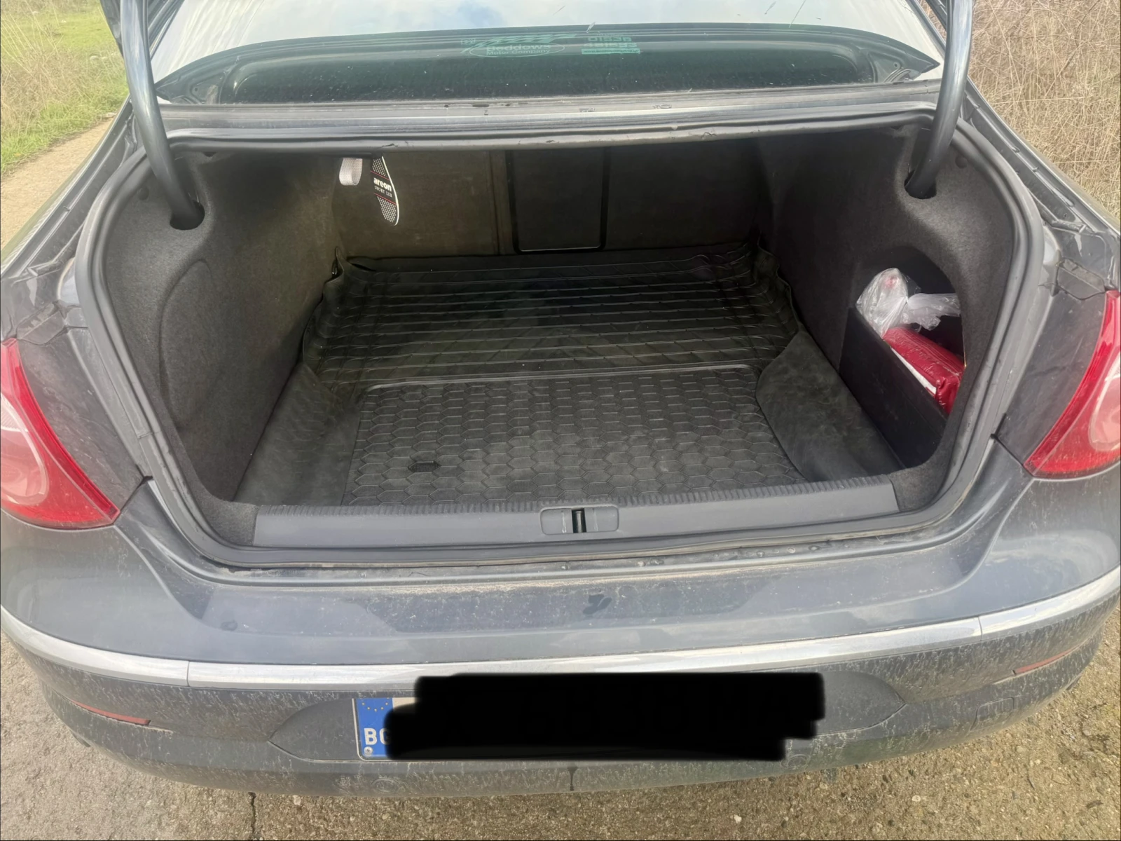 VW CC 2.0 TDI, снимка 3 - Автомобили и джипове - 56165343