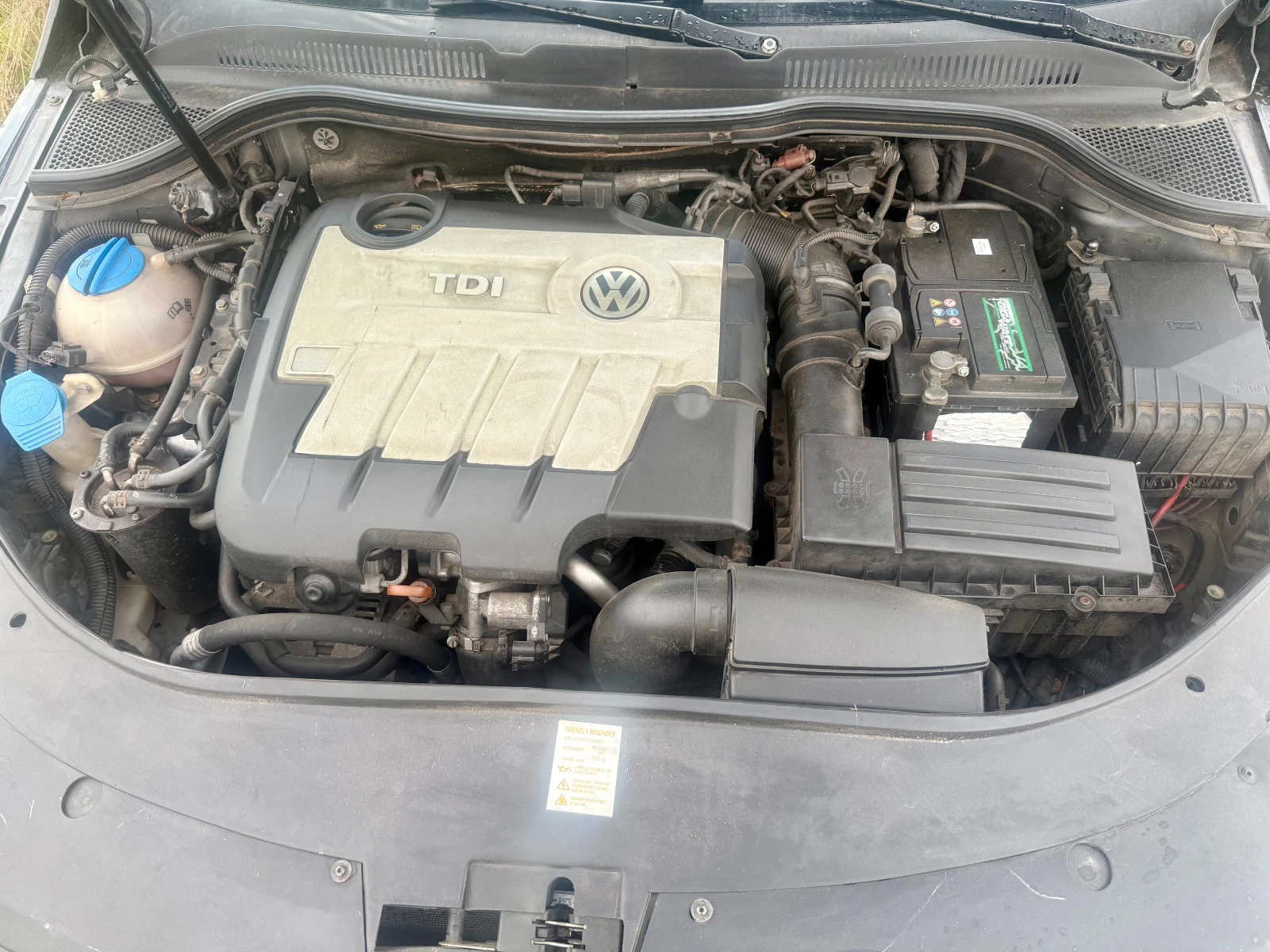 VW CC 2.0 TDI, снимка 8 - Автомобили и джипове - 56165343