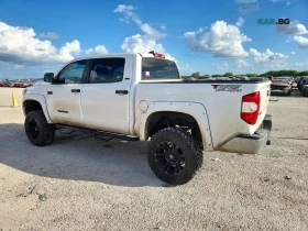 Toyota Tundra 5.7 SR5 AWD* DISTRONIC* CAMERA* , снимка 2