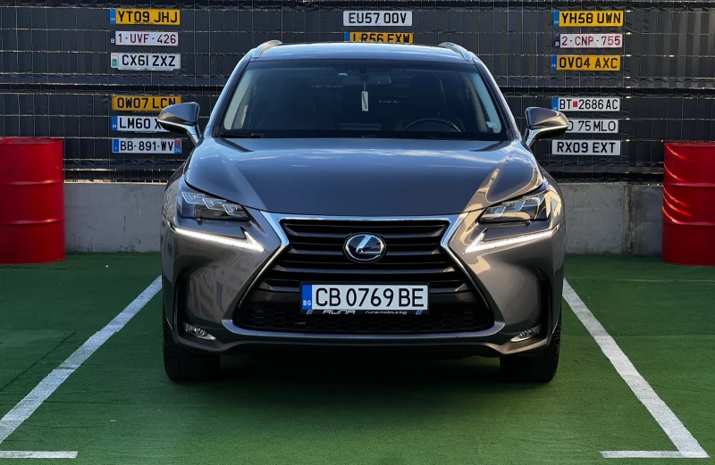 Lexus NX 300h Сертификат за гаранция от Тойота България, снимка 2 - Автомобили и джипове - 47411391