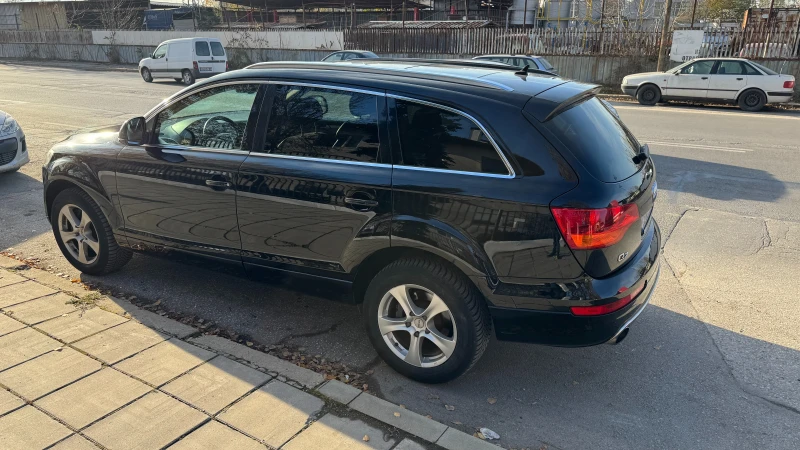 Audi Q7 3.0TDI, всички екстри, чип, 7 места, снимка 4 - Автомобили и джипове - 48027375