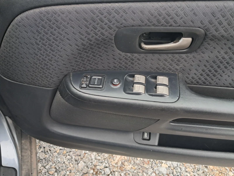 Honda Cr-v Джип, снимка 7 - Автомобили и джипове - 52566205