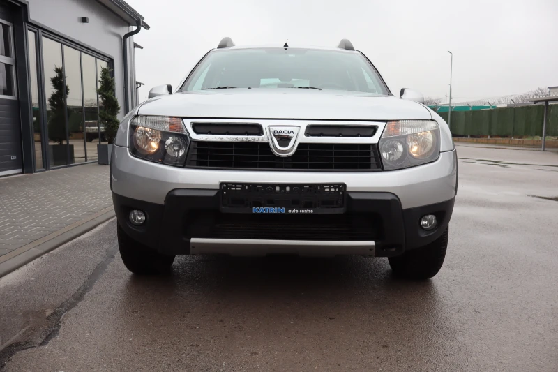 Dacia Duster 1.5DCI* 4x4* , снимка 2 - Автомобили и джипове - 52604039