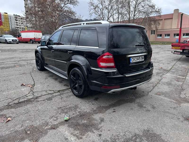 Mercedes-Benz GL 550, снимка 3 - Автомобили и джипове - 52633775
