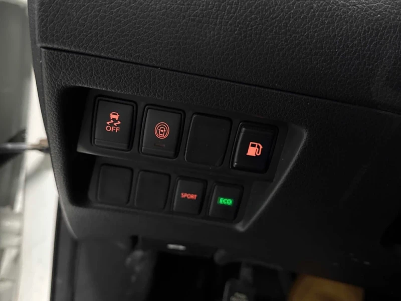 Nissan Rogue * FWD * CARFAX * ЦЕНА ДО БГ, снимка 11 - Автомобили и джипове - 53138480