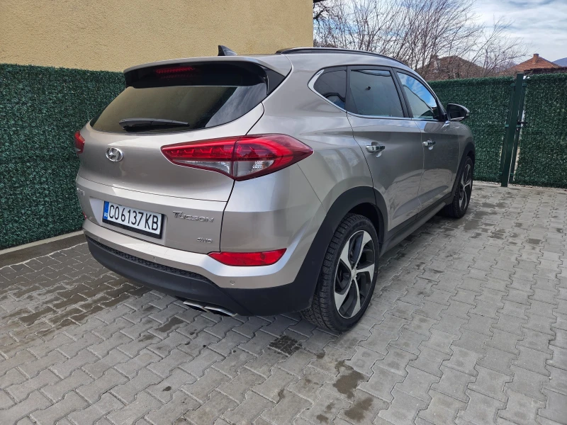 Hyundai Tucson Premium / 4x4 185k, снимка 5 - Автомобили и джипове - 53259495