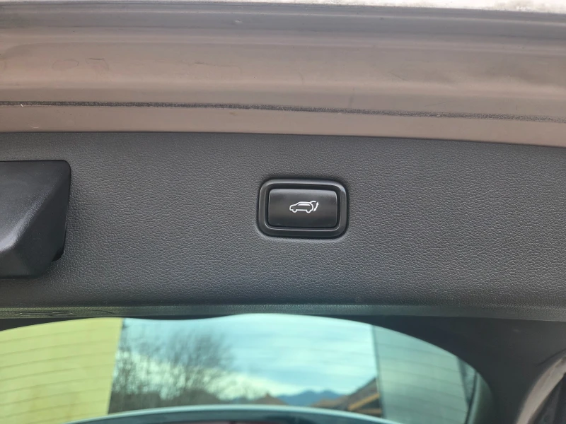 Hyundai Tucson Premium / 4x4 185k, снимка 16 - Автомобили и джипове - 53259495