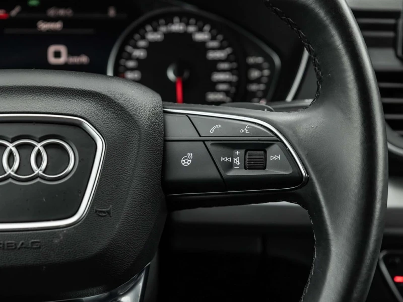 Audi Q5 2.0* TFSI* quattro Premium * Pano* Navi* Keyless, снимка 9 - Автомобили и джипове - 53354380