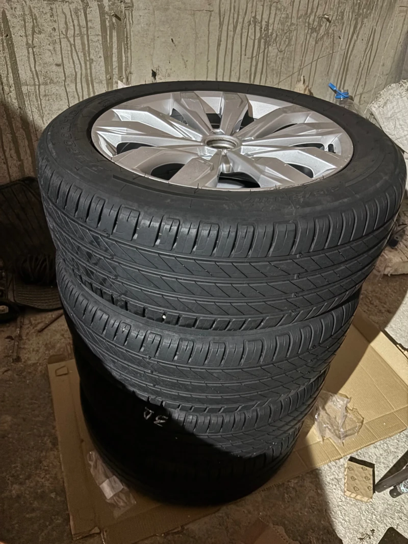 VW T-Roc, снимка 11 - Автомобили и джипове - 53442430