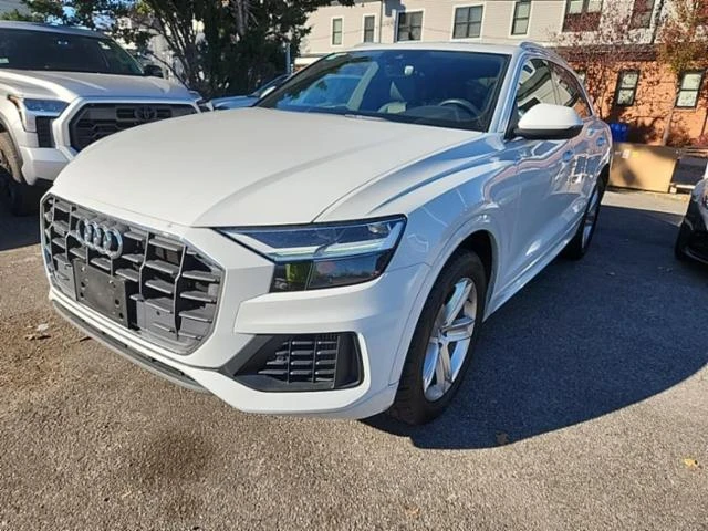 Audi Q8 Premium 55 TFSI, снимка 1 - Автомобили и джипове - 48188661