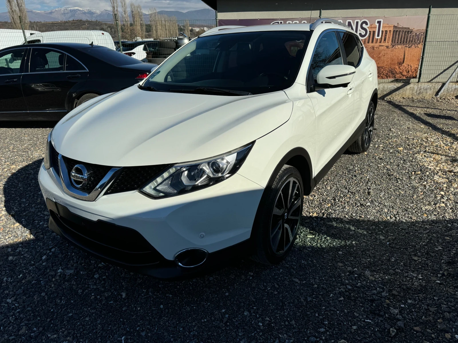 Nissan Qashqai 1.5DCI * TEKNA* FULL EXTRA*  - изображение 3