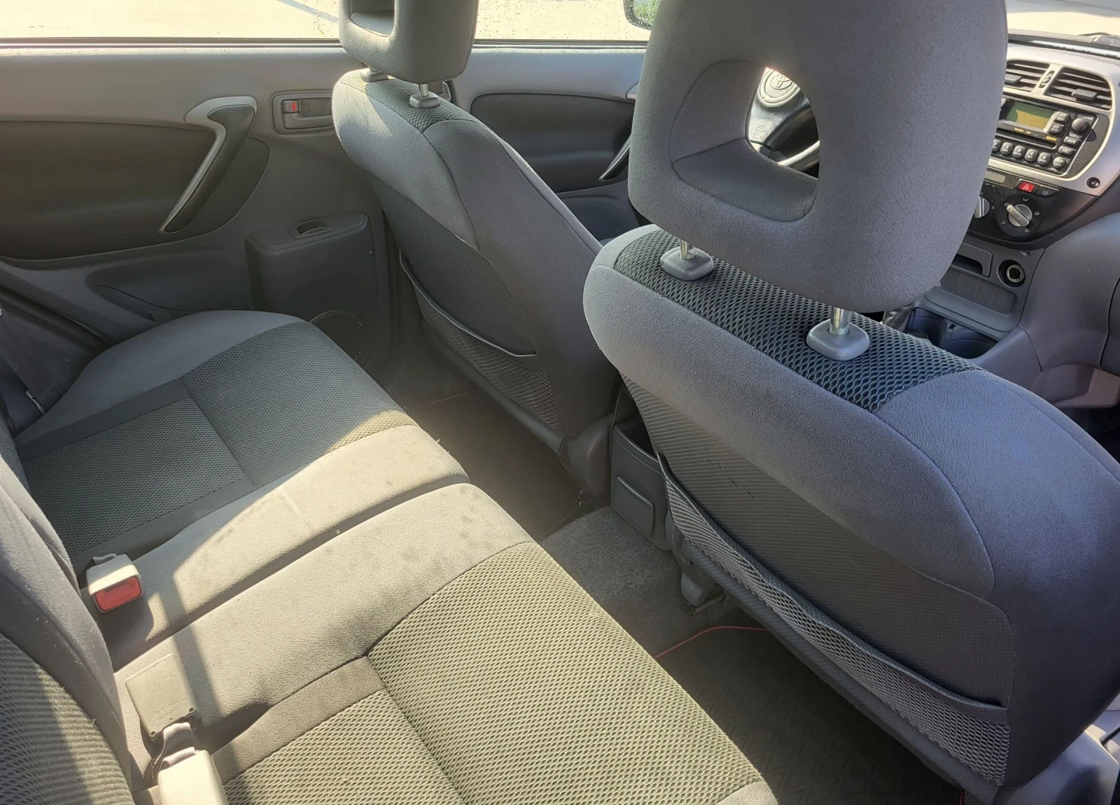 Toyota Rav4 2.0 D4D - изображение 8