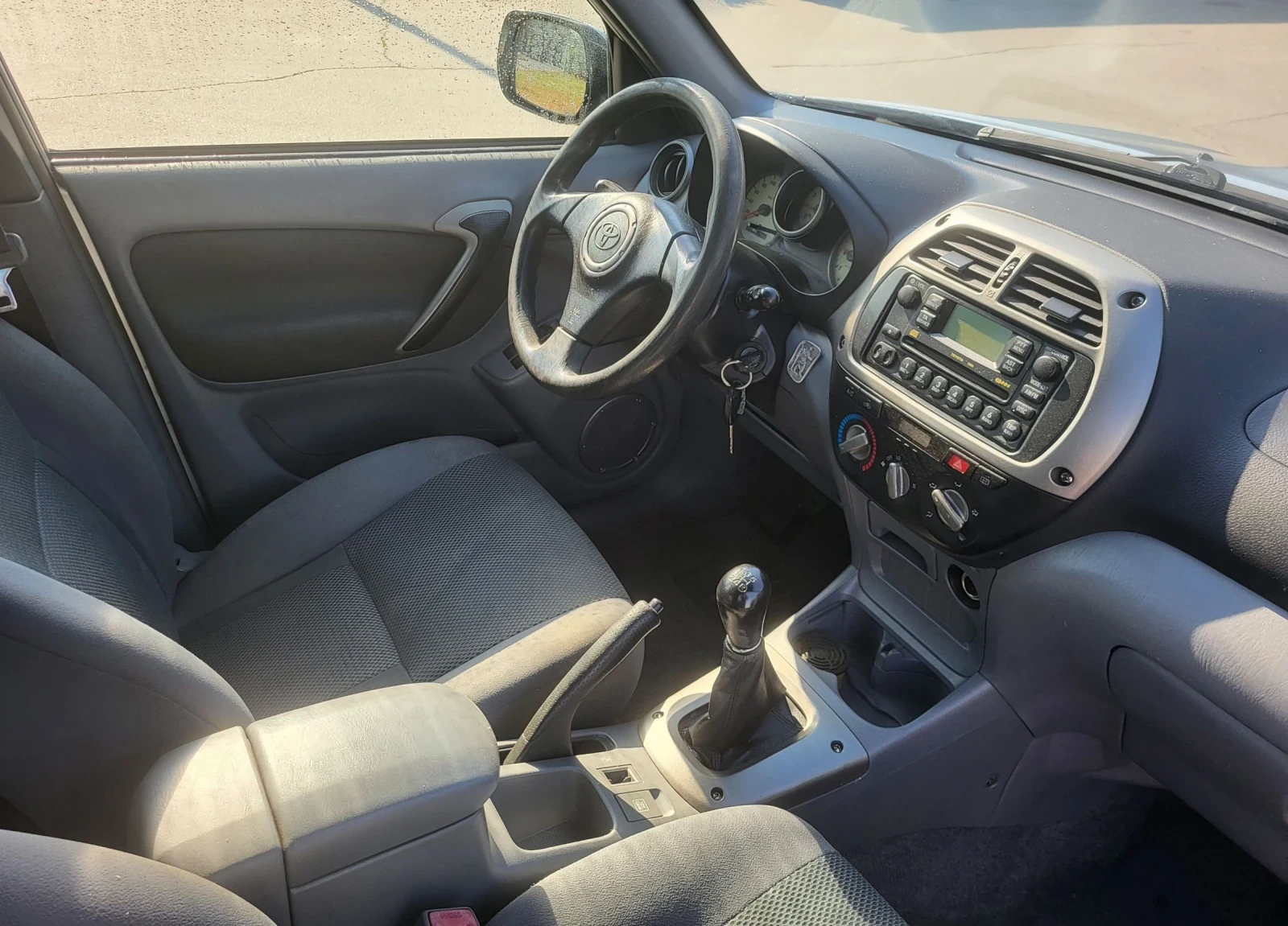 Toyota Rav4 2.0 D4D - изображение 5