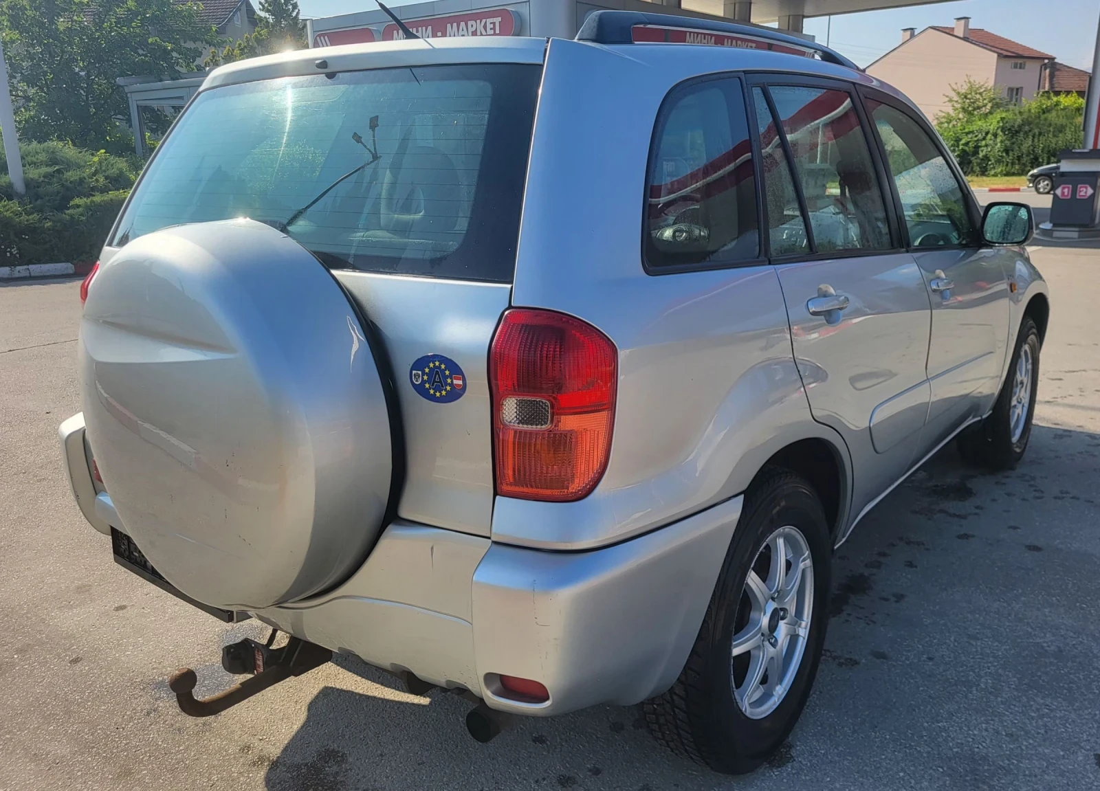 Toyota Rav4 2.0 D4D - изображение 3