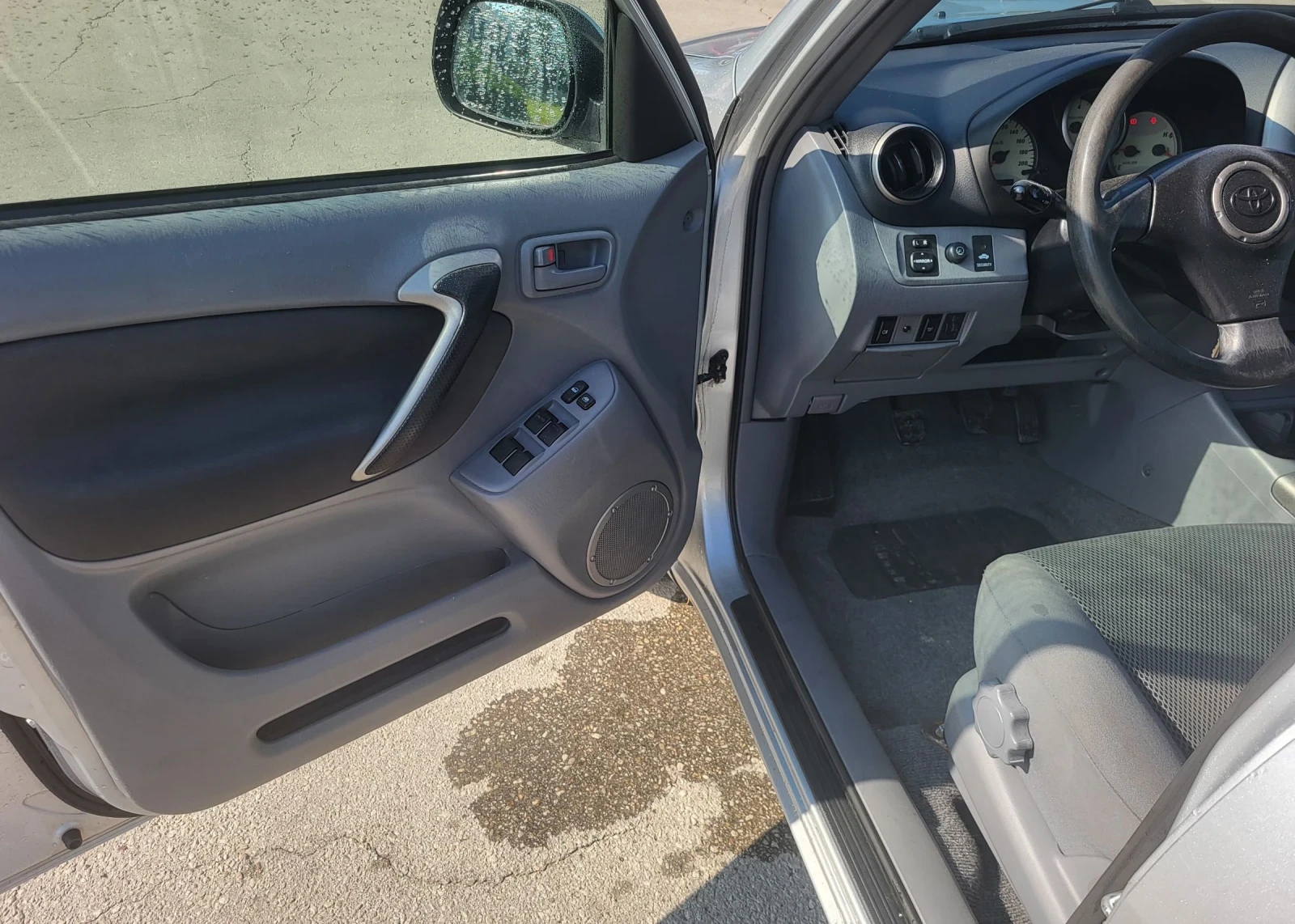 Toyota Rav4 2.0 D4D - изображение 6