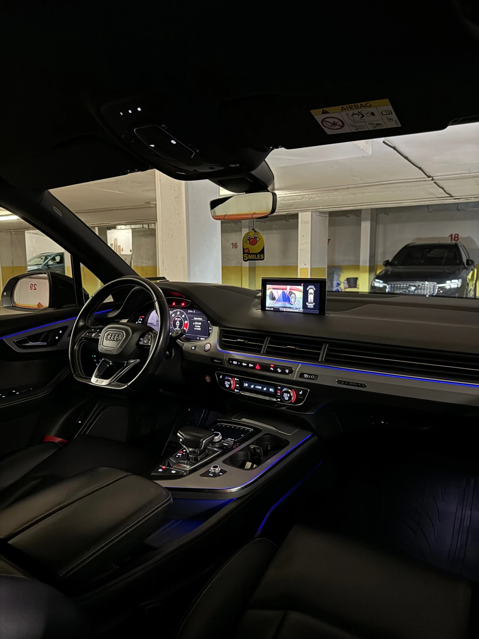 Audi SQ7 НОЩНО ВИЖДАНЕ* DISTRONIC* HEADUP* LANEASSIST* MATR - изображение 9