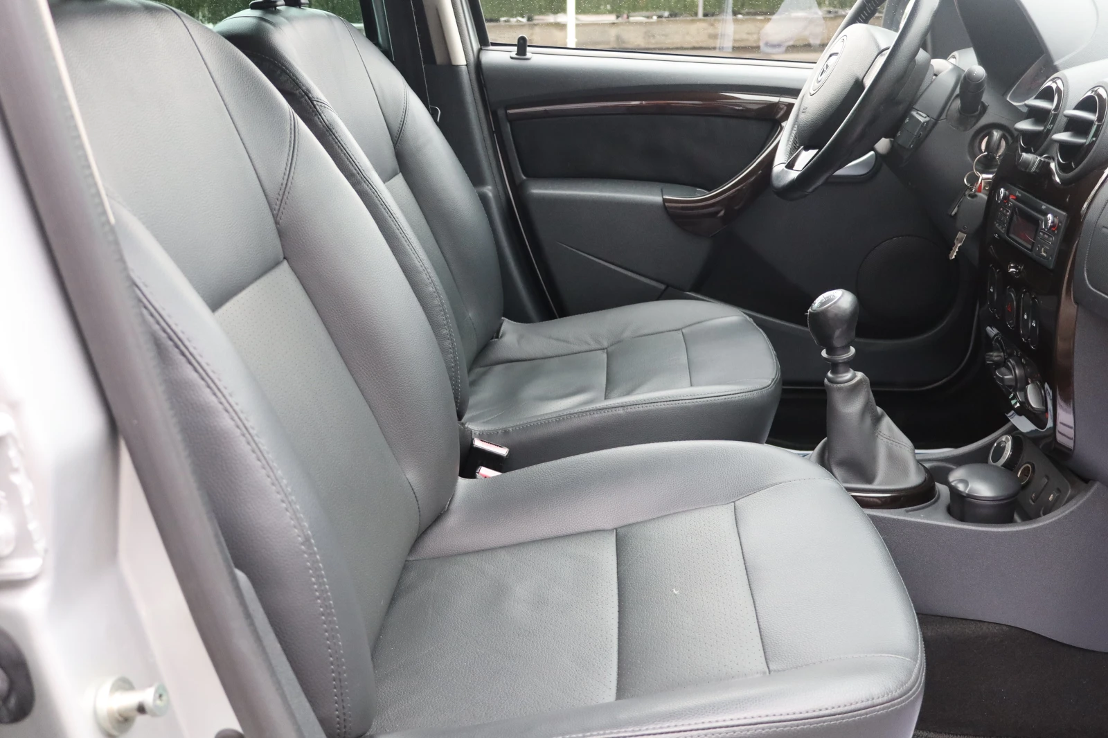 Dacia Duster 1.5DCI* 4x4*  | Mobile.bg � ����������� 15