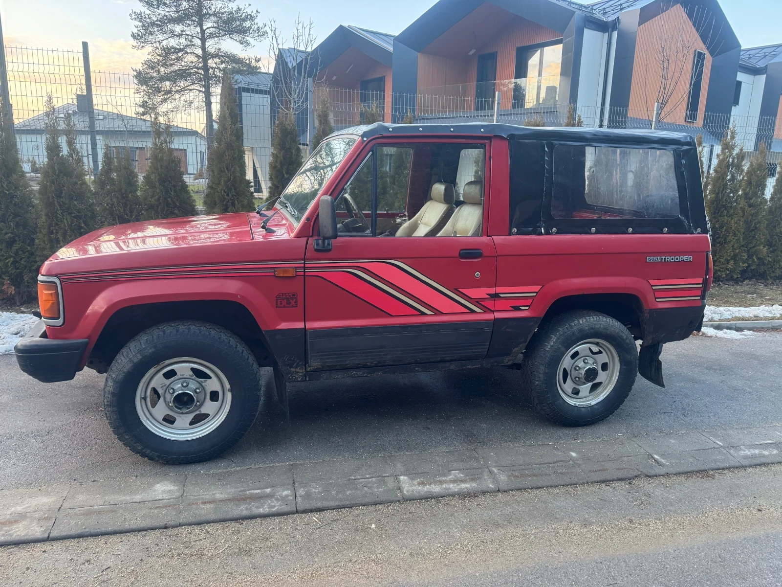Isuzu Trooper Кабрио - изображение 10