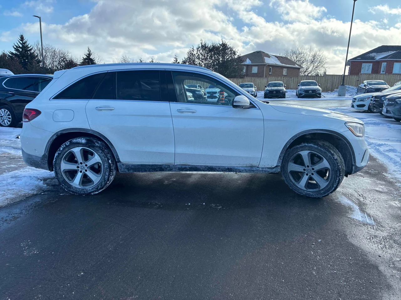 Mercedes-Benz GLC 300  - изображение 3