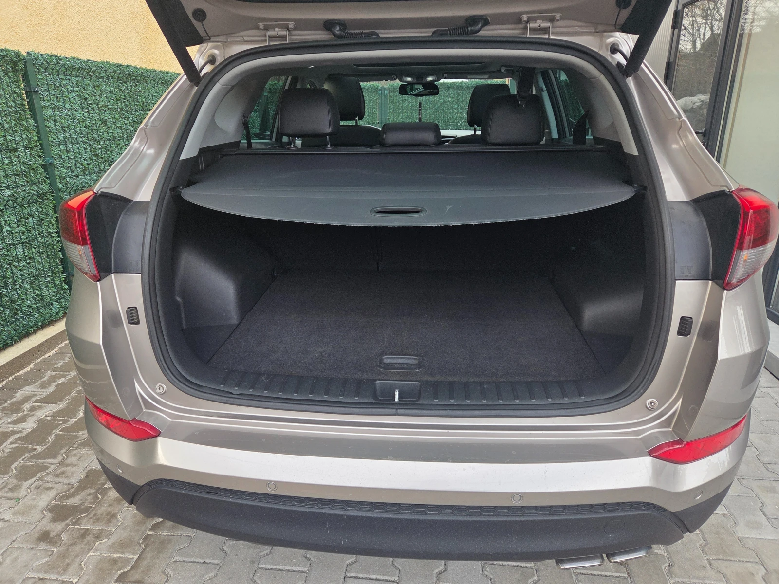 Hyundai Tucson Premium / 4x4 185k | Mobile.bg � ����������� 17