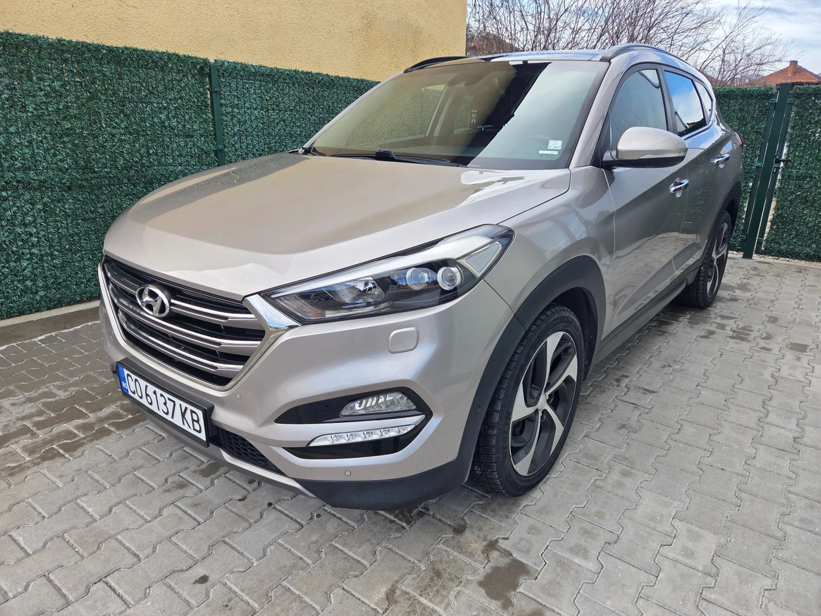 Hyundai Tucson Premium / 4x4 185k | Mobile.bg � ����������� 2