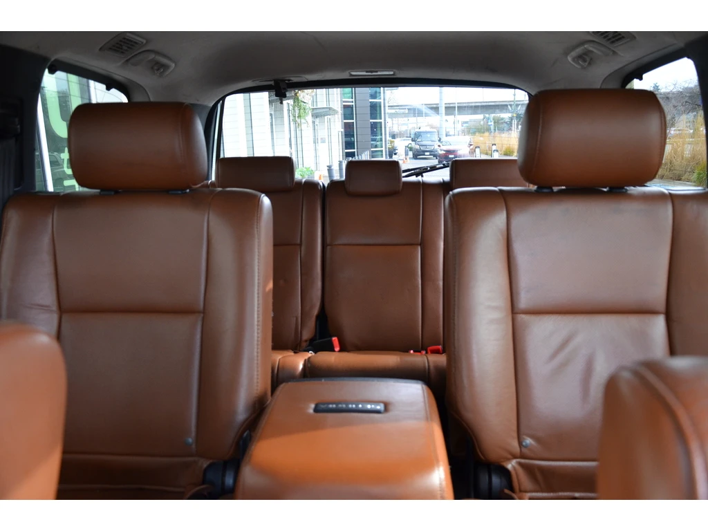 Toyota Sequoia 4WD 4dr 5.7L Platinum | Mobile.bg � ����������� 17