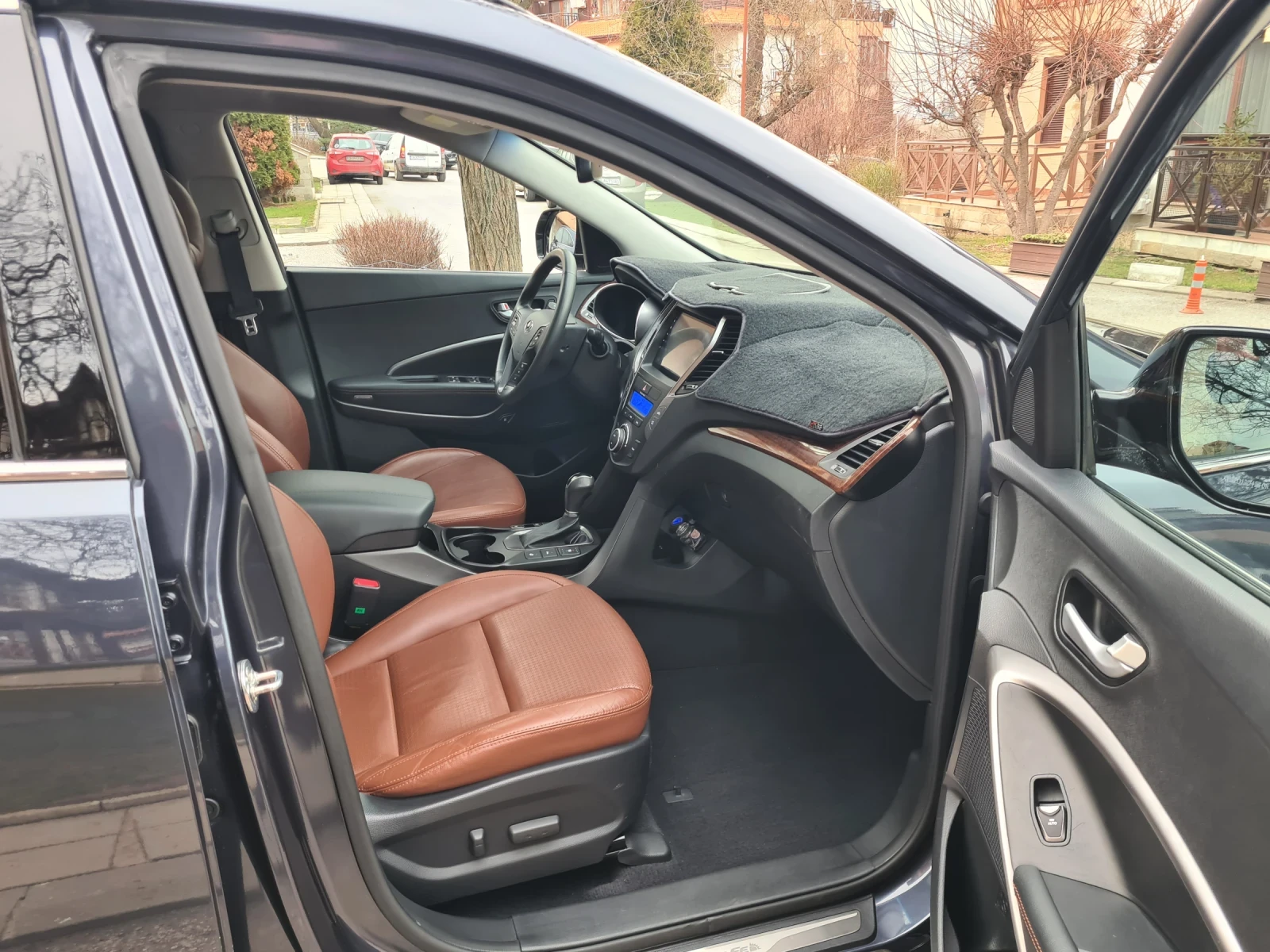 Hyundai Santa fe 2.2 CRDI 197к.с. 4WD 6+ 1, снимка 12 - Автомобили и джипове - 53714168