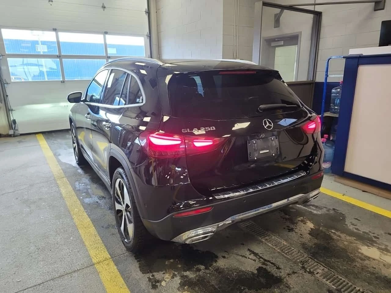 Mercedes-Benz GLA 250 * 4MATIC * ПАНОРАМА* ДВА КЛЮЧА* , снимка 4 - Автомобили и джипове - 54133205