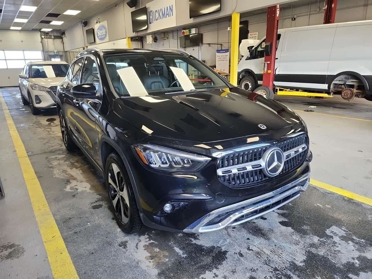 Mercedes-Benz GLA 250 * 4MATIC * ПАНОРАМА* ДВА КЛЮЧА* , снимка 2 - Автомобили и джипове - 54133205
