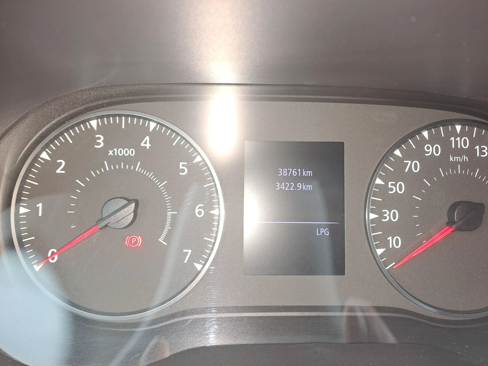 Dacia Duster 1.0 LPG, снимка 5 - Автомобили и джипове - 54477631