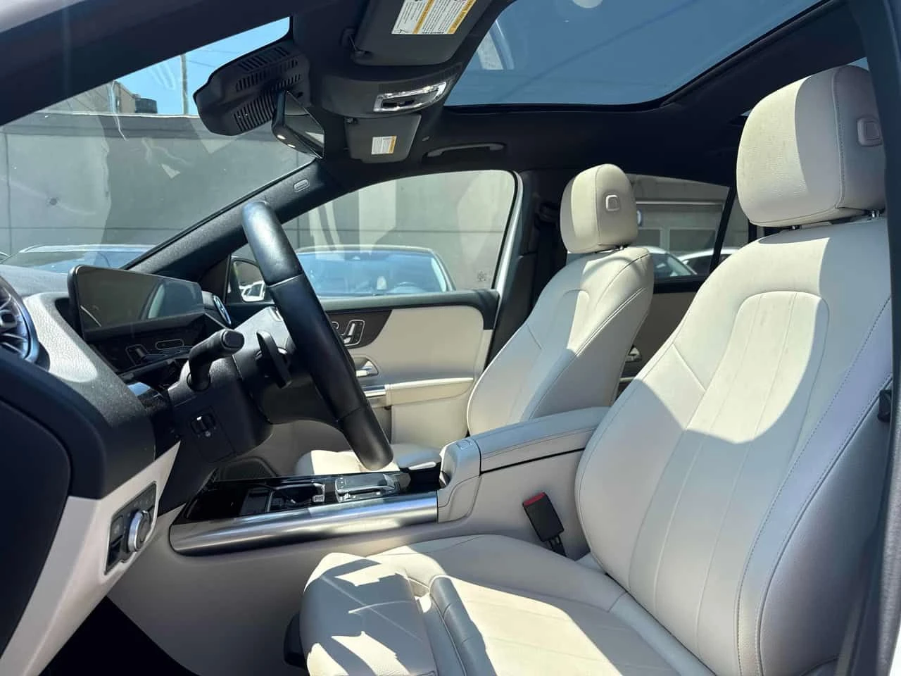 Mercedes-Benz GLA * 250 * CARFAX * ЦЕНА ДО БГ, снимка 12 - Автомобили и джипове - 54902959