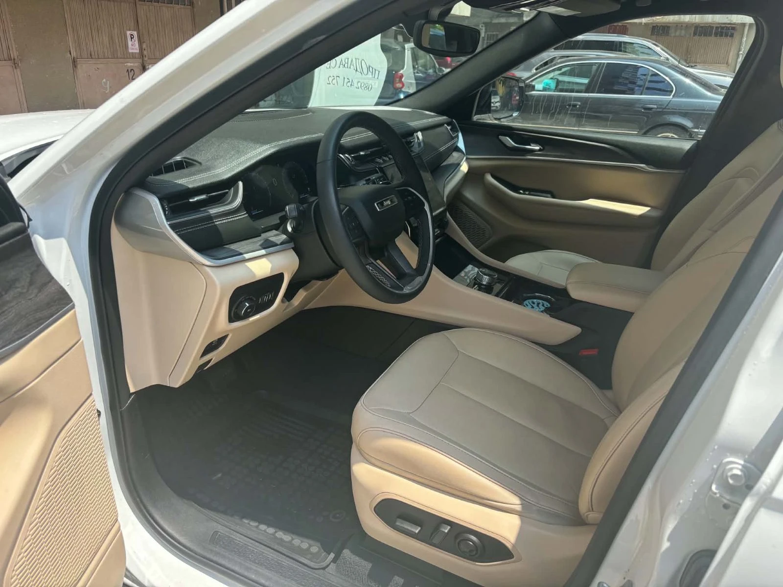 Jeep Grand cherokee 2023 JEEP GRAND CHEROKEE LIMITED 4X4, снимка 7 - Автомобили и джипове - 54962314